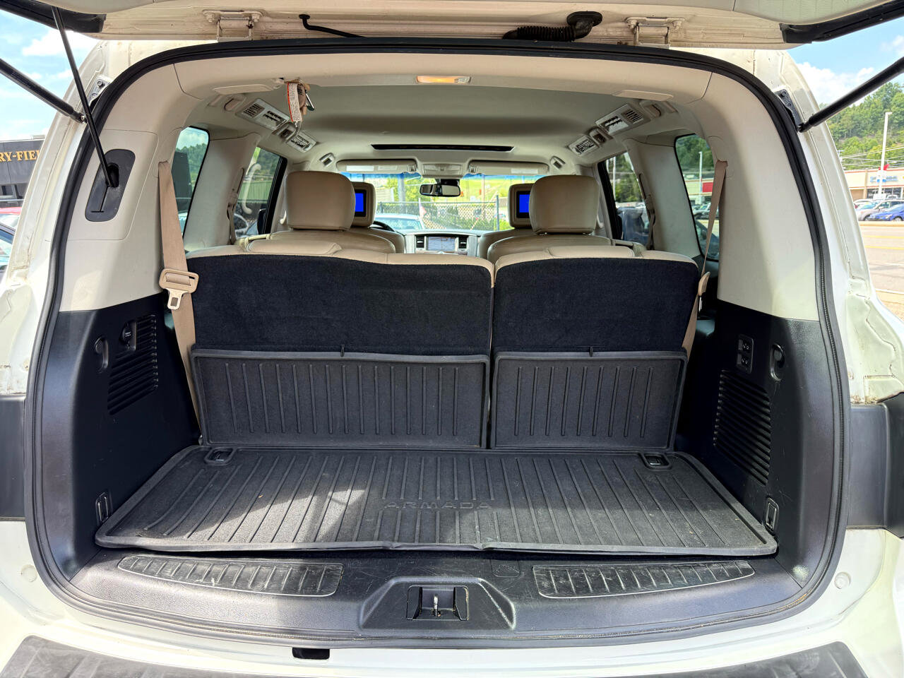Used 2017 Nissan Armada Platinum w/ Captain Seat Package image 30