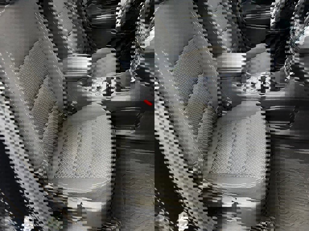 Certified 2022 GMC Terrain SLE w/ Driver Convenience Package image 33