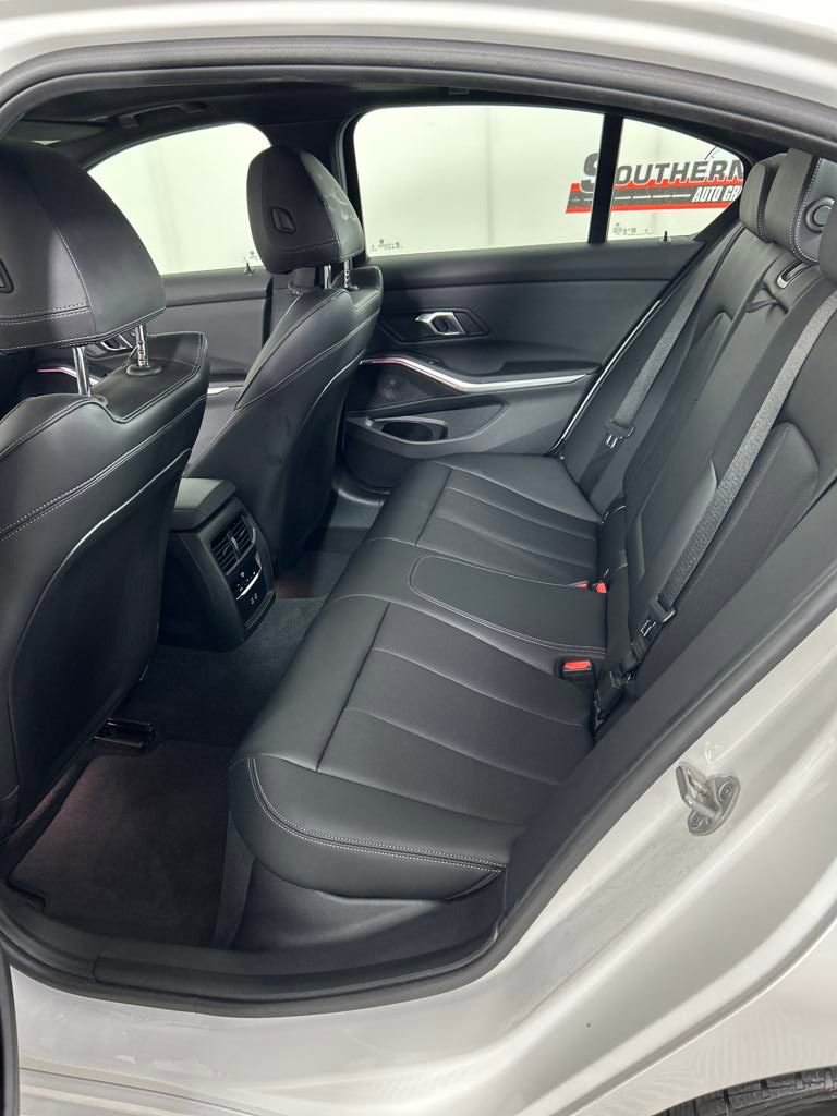 Used 2024 BMW 330e xDrive image 11