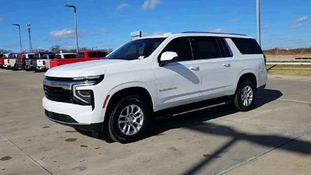 New 2026 Chevrolet Suburban LS RWD image 4