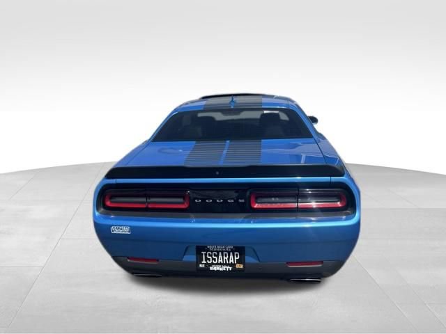 Used 2016 Dodge Challenger R/T Plus RWD image 7