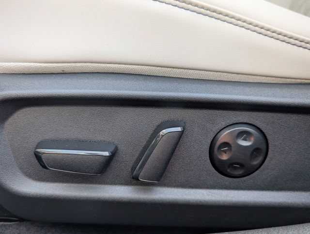 New 2026 Nissan Sentra SL w/ Floor Mat Package FWD image 19