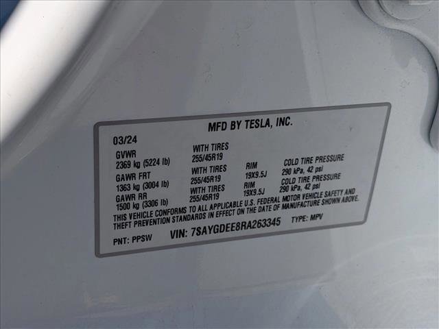 Used 2024 Tesla Model Y Long Range image 17