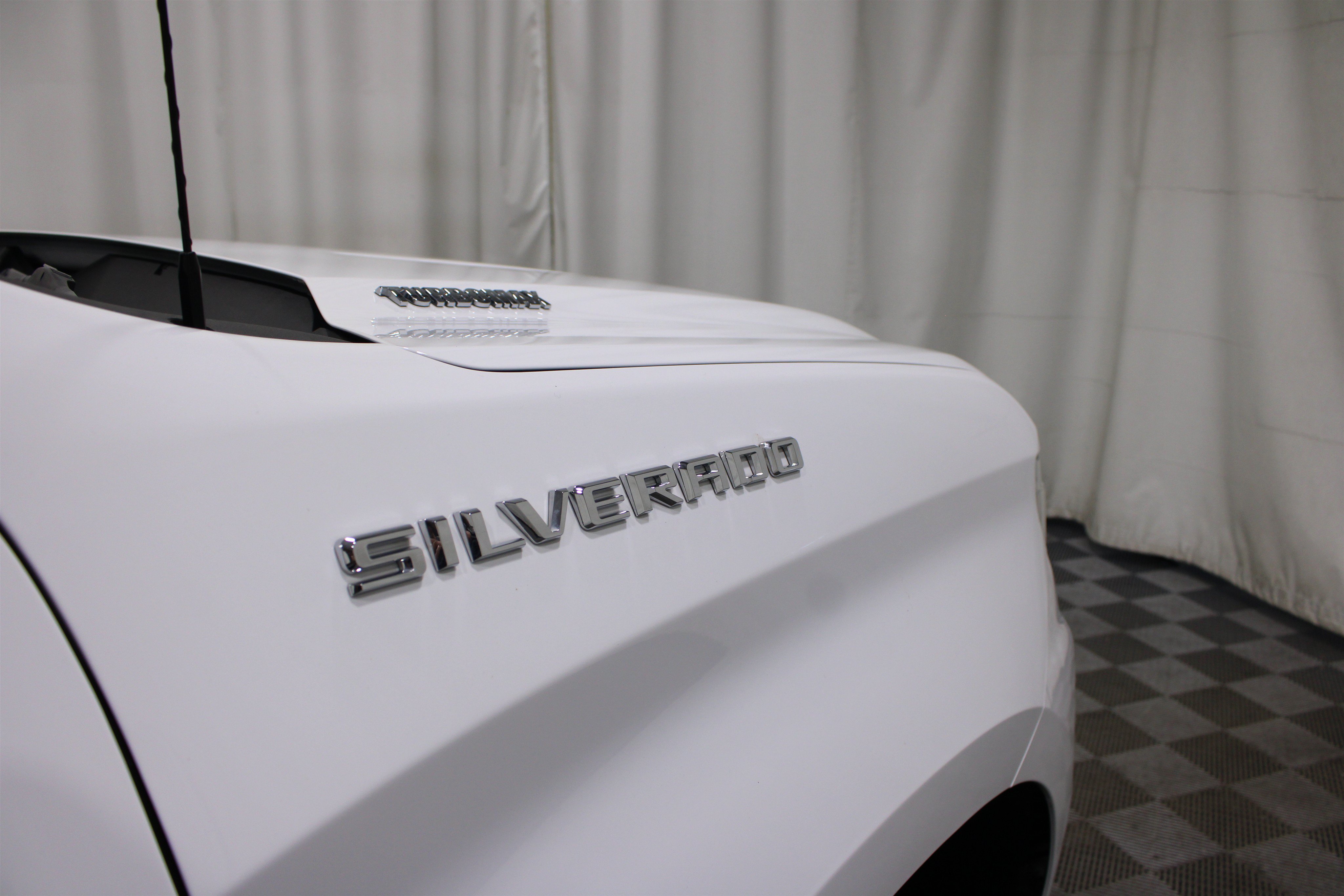 Used 2024 Chevrolet Silverado 1500 Custom RWD image 25
