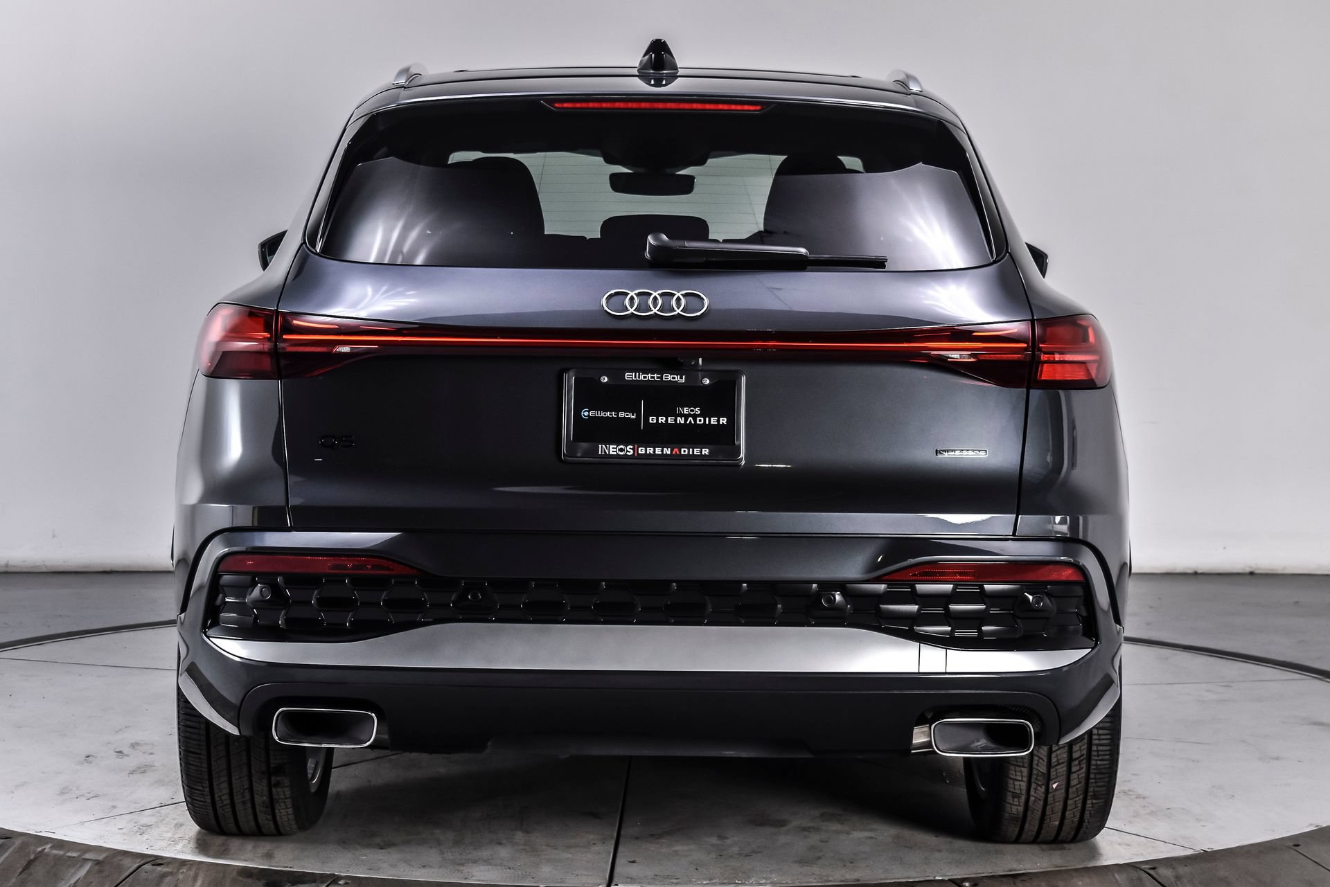 Used 2025 Audi Q5 Prestige AWD/4WD image 5