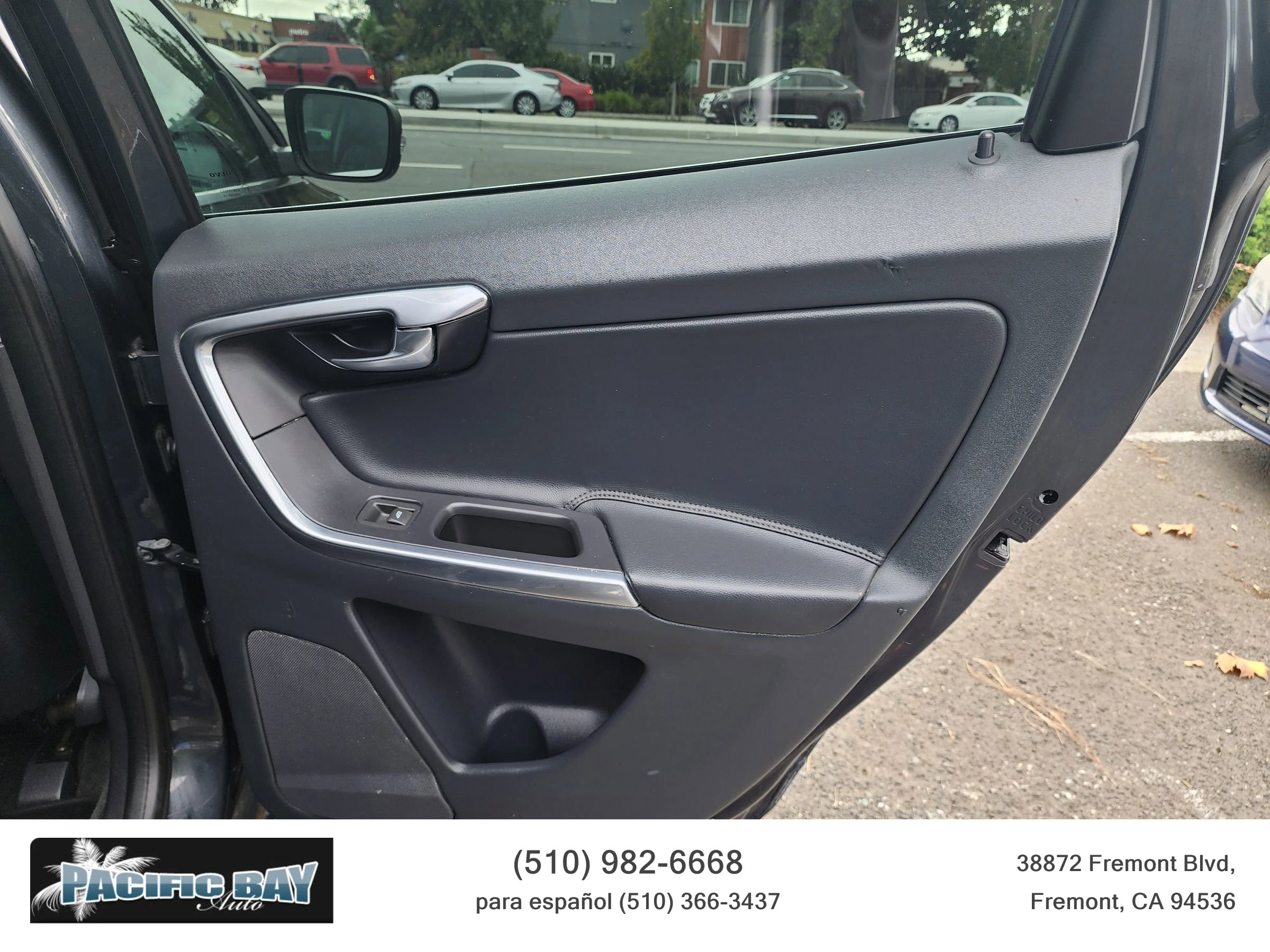 Used 2015 Volvo XC60 T5 Premier image 19