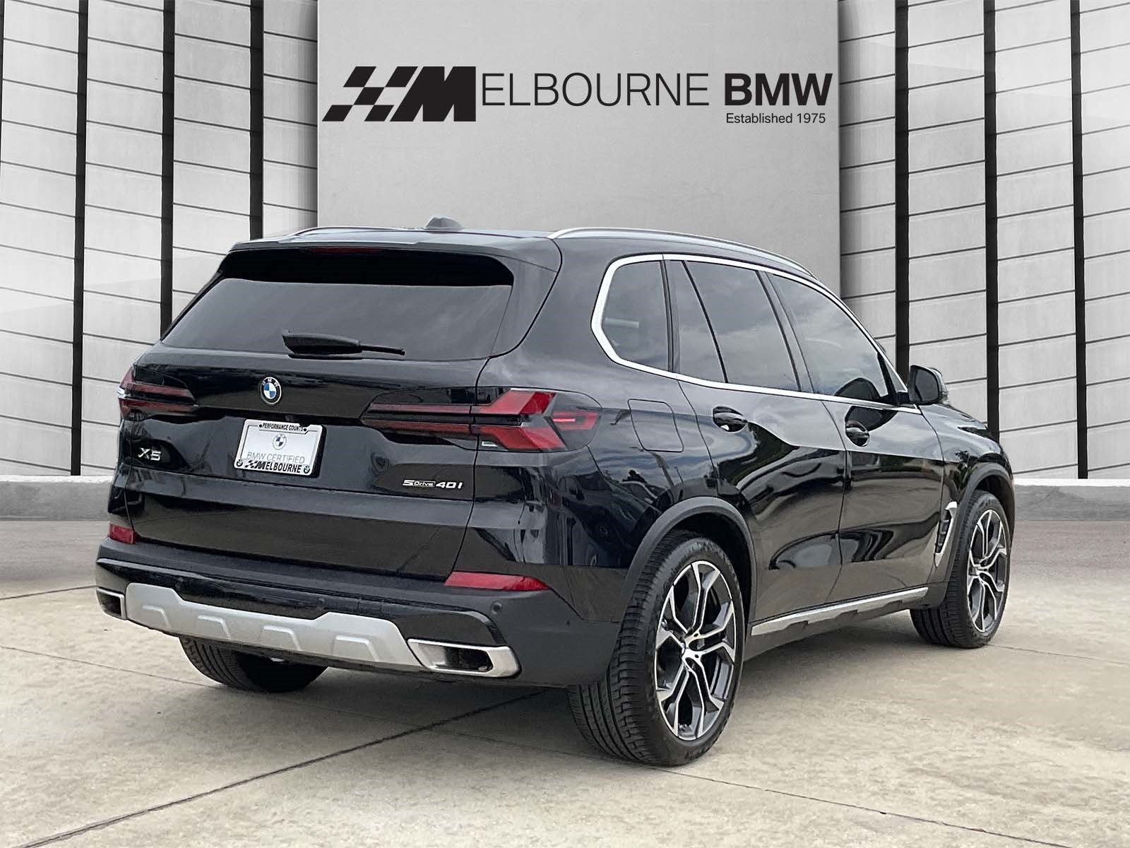 Certified 2024 BMW X5 sDrive40i w/ Premium Package RWD image 4