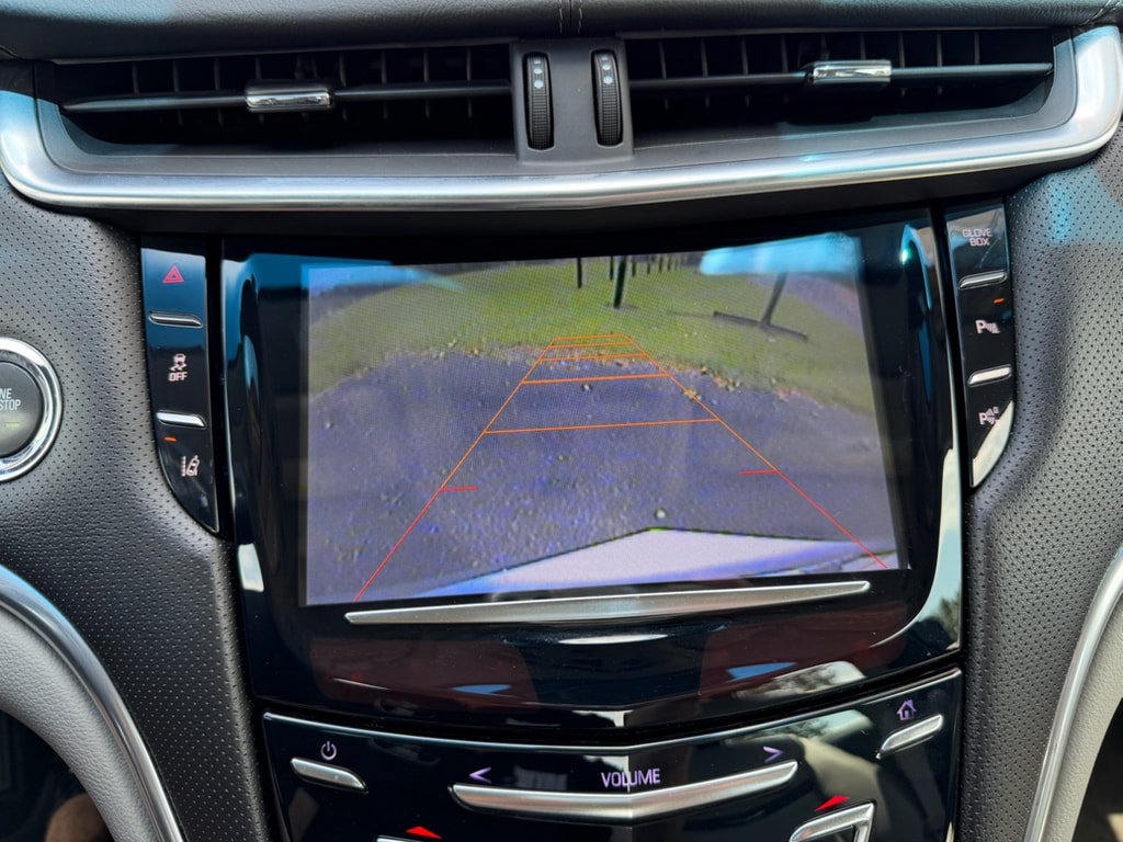 Used 2014 Cadillac XTS Premium FWD image 22