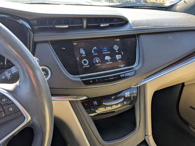 Used 2017 Cadillac XT5 Luxury w/ Driver Awareness Package image 17