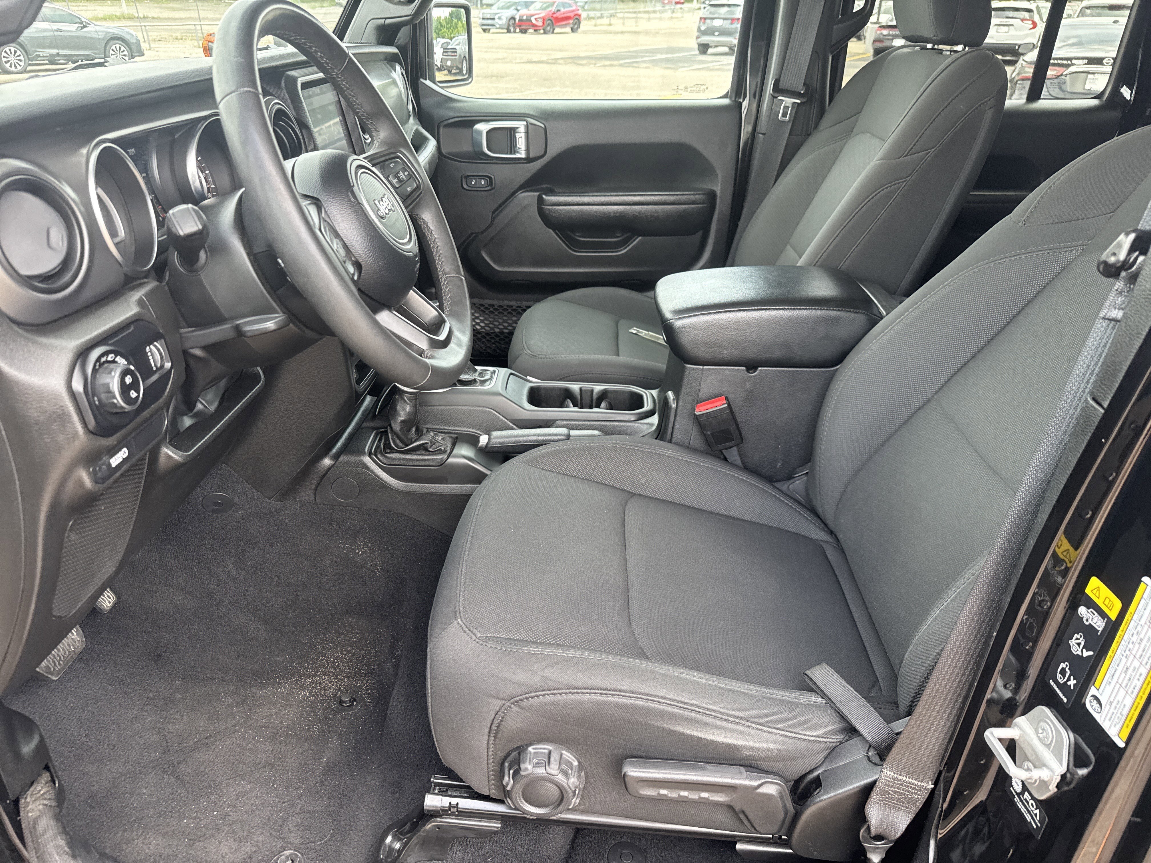 Used 2023 Jeep Gladiator Sport image 5