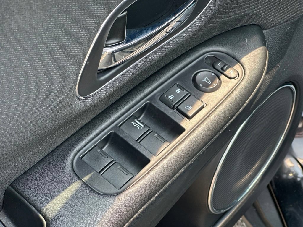 Used 2022 Honda HR-V EX image 17