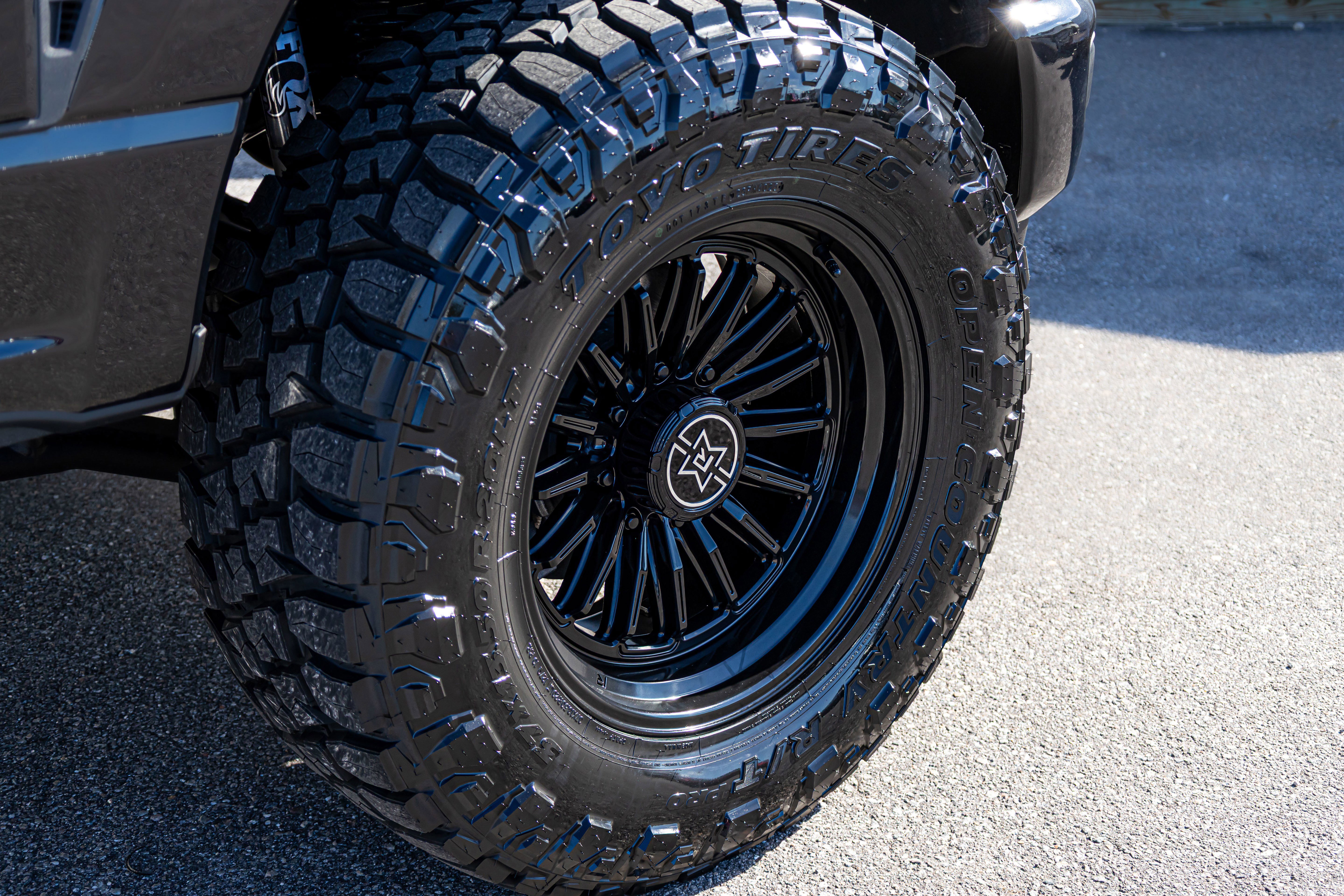 New 2025 Ford F350 Lariat w/ Lariat Ultimate Package image 21