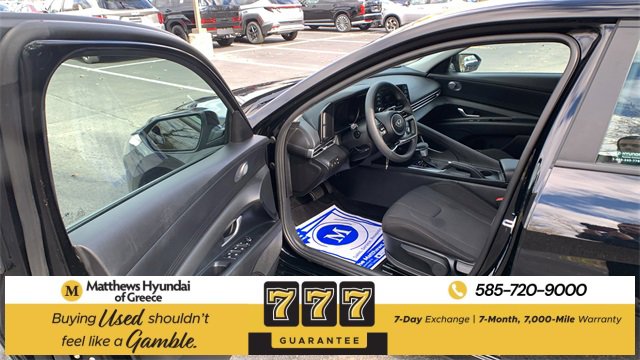 Used 2023 Hyundai Elantra SE image 9