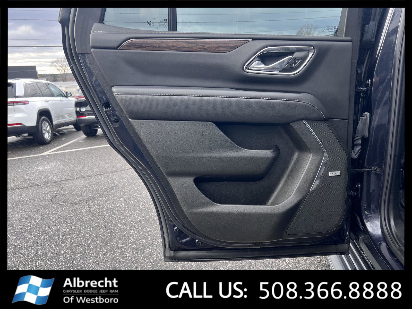 Used 2023 Chevrolet Tahoe Premier w/ Premium Package 2 image 15