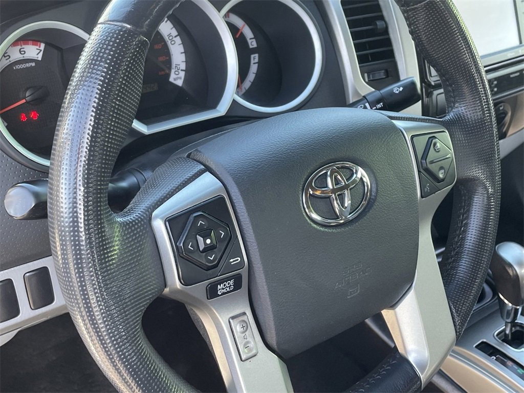Used 2014 Toyota Tacoma PreRunner image 20