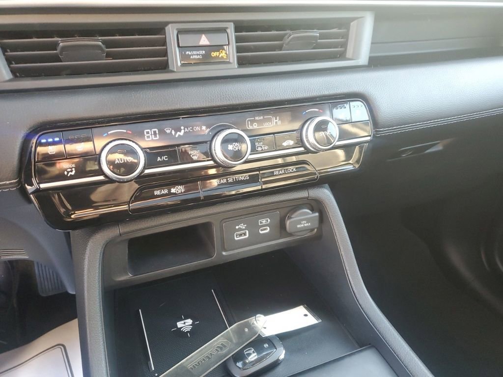 Certified 2023 Honda Pilot Elite image 22