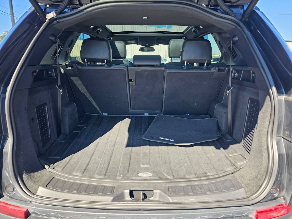 Used 2016 Land Rover Discovery Sport HSE Luxury AWD/4WD image 15