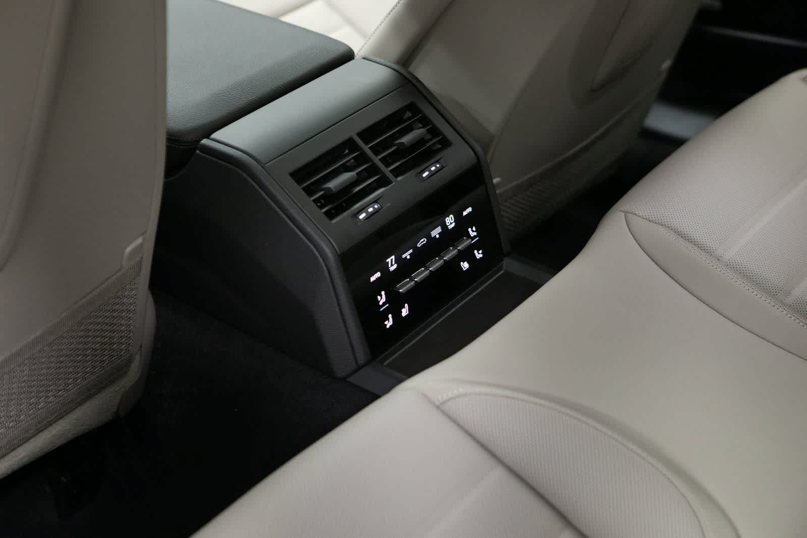 New 2026 Porsche Panamera 4 AWD/4WD image 29