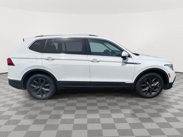 Used 2024 Volkswagen Tiguan SE FWD image 5