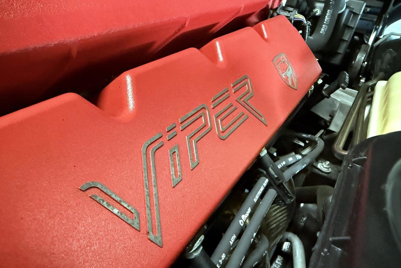 Used 2001 Dodge Viper GTS RWD image 59