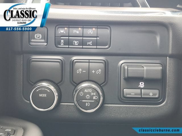 Used 2026 Chevrolet Tahoe Premier w/ Sun And Tow Package RWD image 23