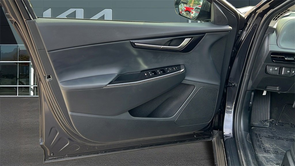New 2025 Kia EV6 Light image 9