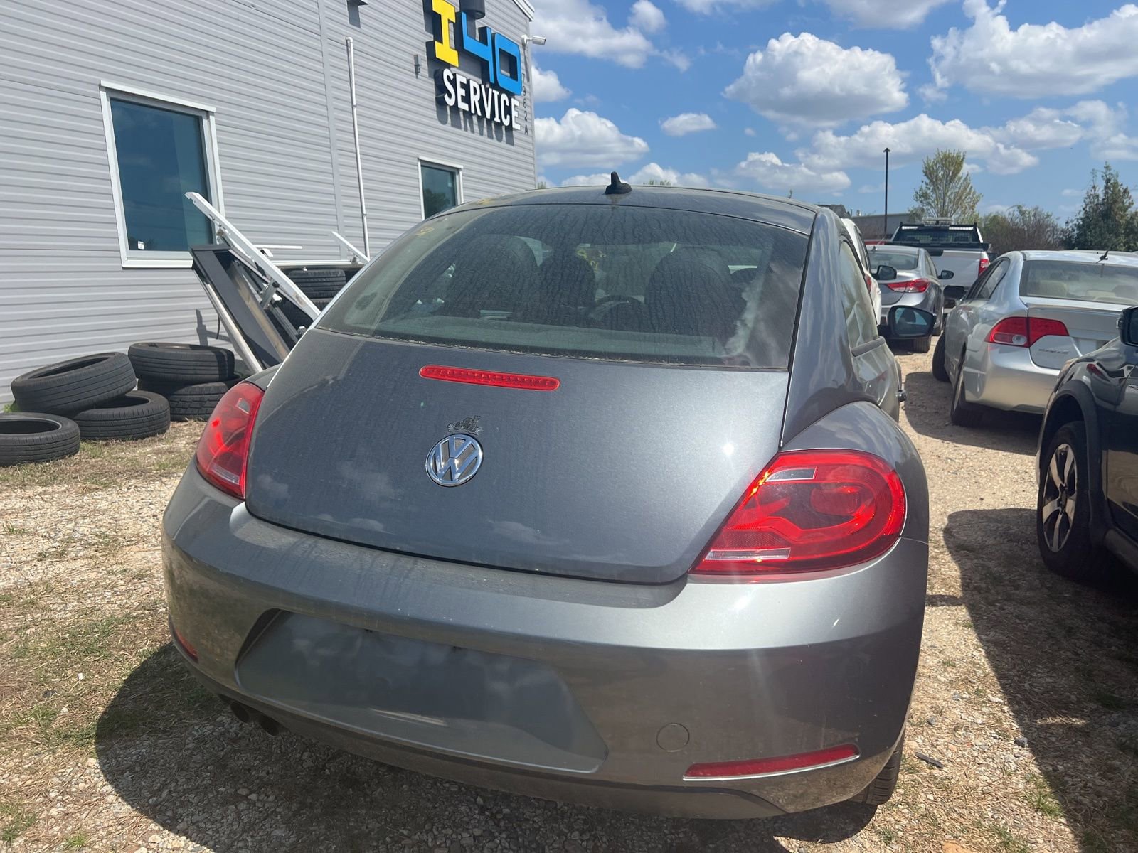 Used 2012 Volkswagen Beetle 2.5 image 7