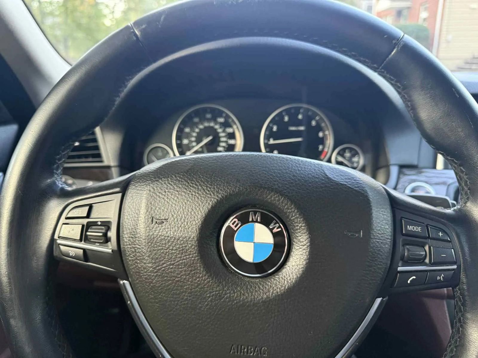 Used 2015 BMW 528i Sedan image 12