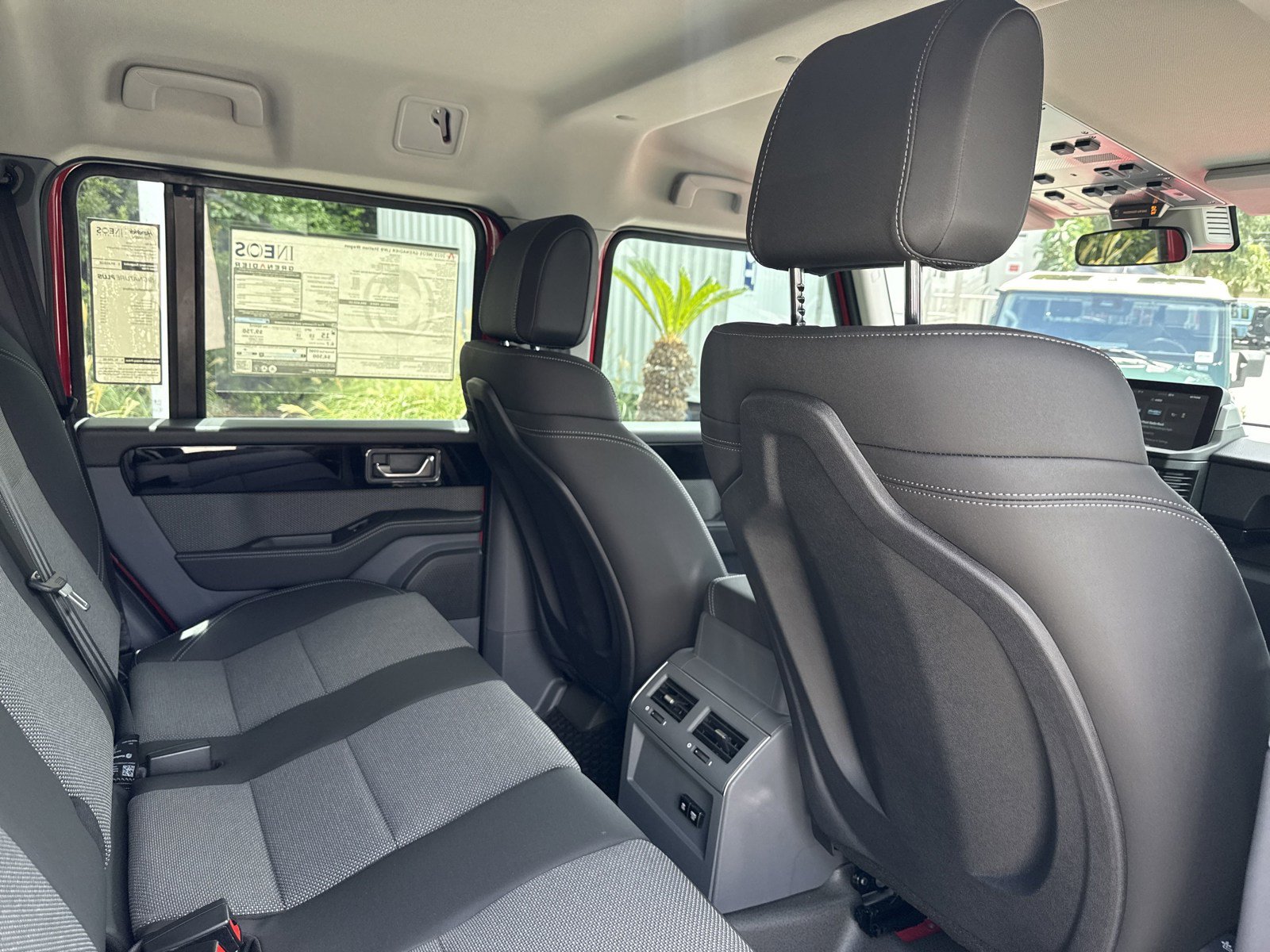 Used 2025 INEOS Grenadier Station Wagon AWD/4WD image 32