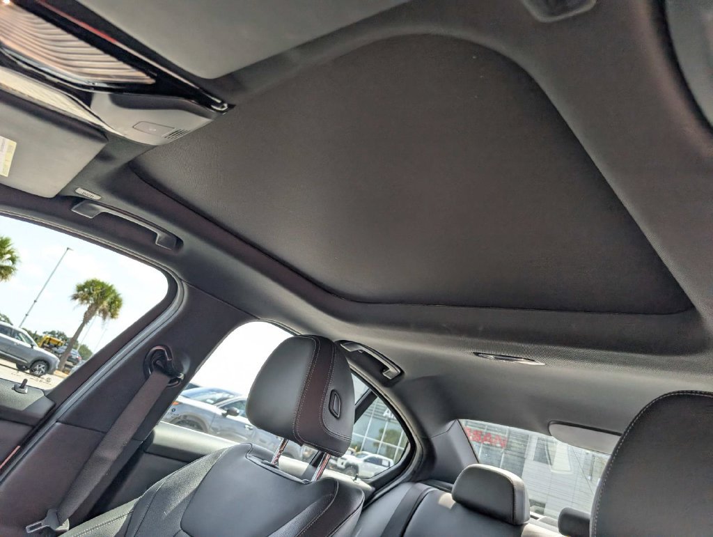 Used 2025 BMW 330i Sedan RWD image 17