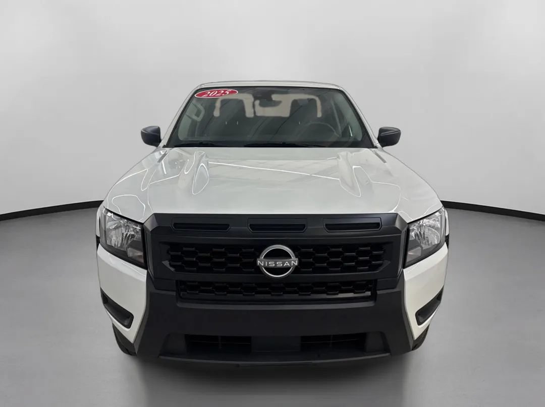Used 2025 Nissan Frontier S AWD/4WD image 2