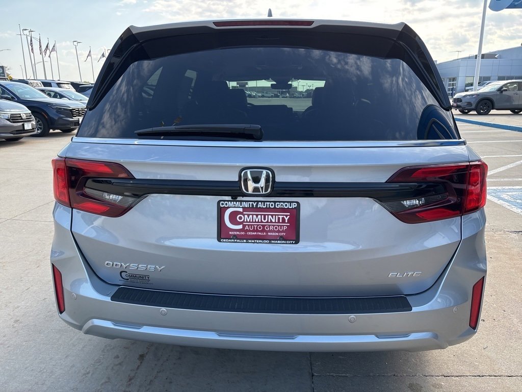 New 2026 Honda Odyssey Elite image 4