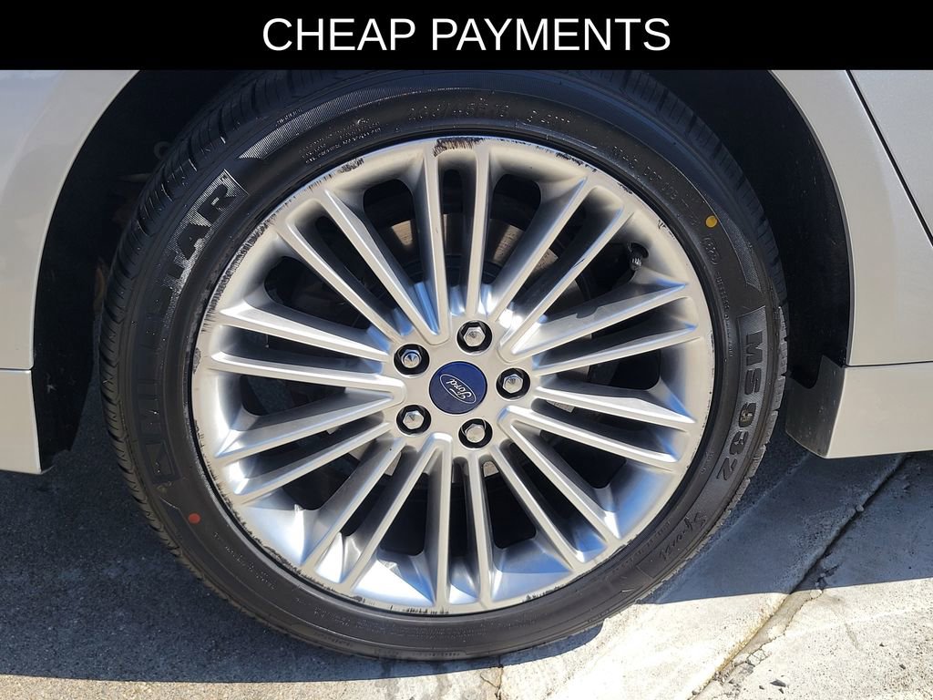 Used 2016 Ford Fusion SE w/ Equipment Group 202A image 5