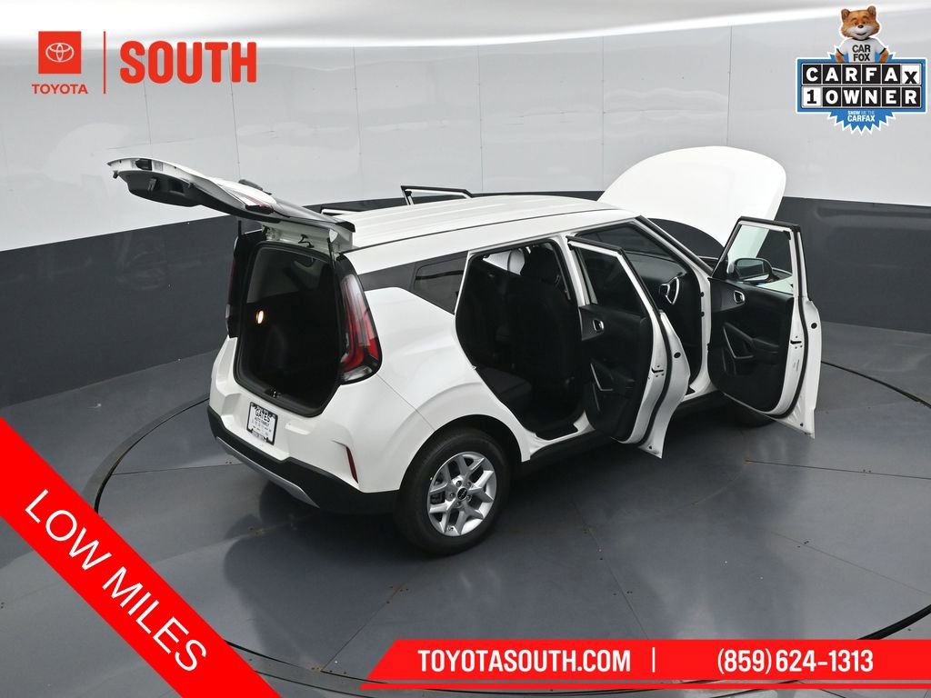 Used 2025 Kia Soul LX w/ LX Technology Package FWD image 46