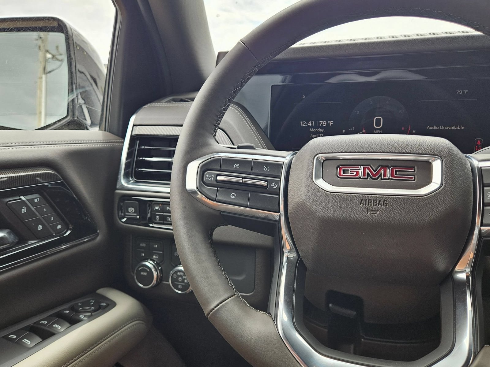 New 2026 GMC Yukon Elevation AWD/4WD image 12