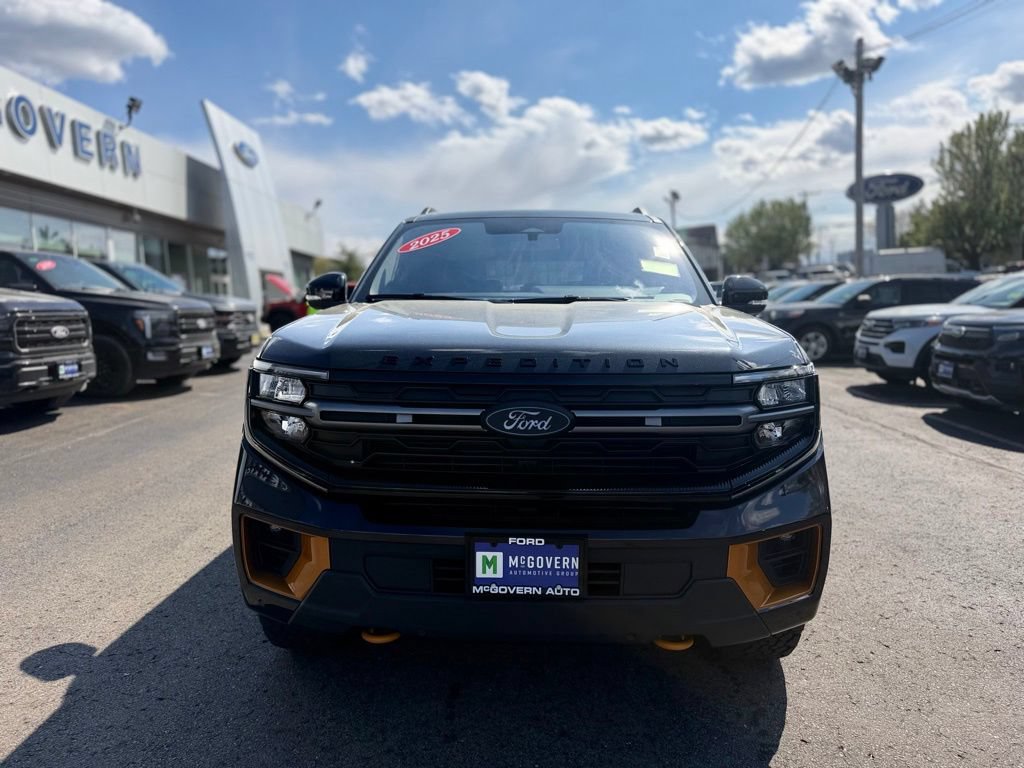 Used 2025 Ford Expedition Tremor AWD/4WD image 12