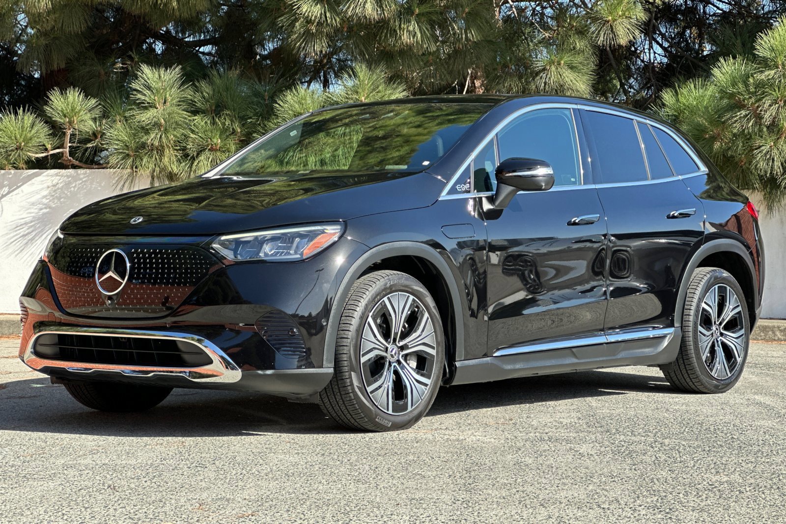 Certified 2023 Mercedes-Benz EQE 350+ SUV image 9