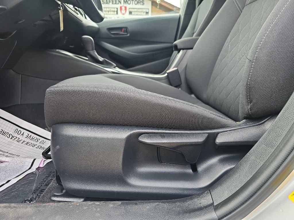 Used 2024 Toyota Corolla LE image 25