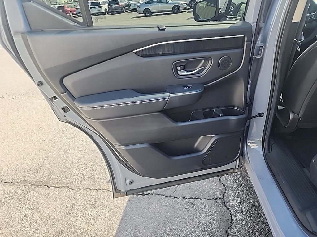 Certified 2024 Honda Pilot Elite image 27