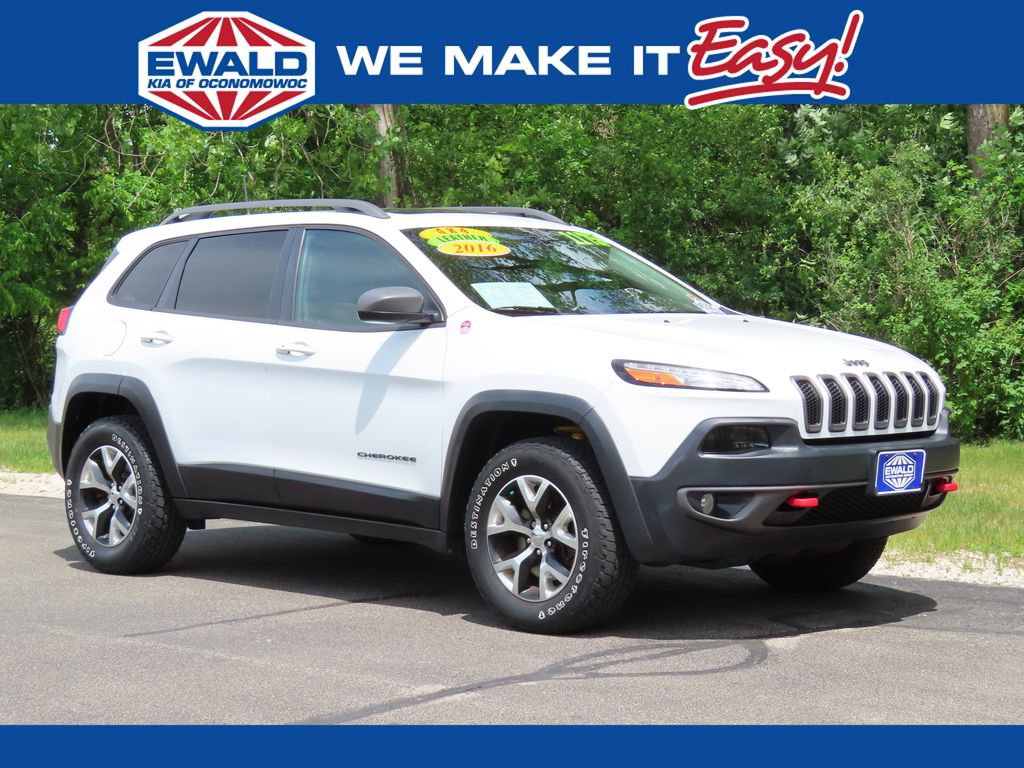 Used 2016 Jeep Cherokee Trailhawk w/ Comfort/Convenience Group