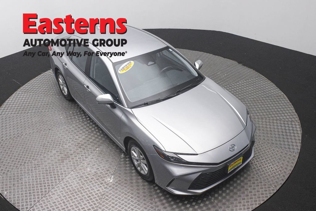 Used 2025 Toyota Camry LE w/ Convenience Package FWD image 3