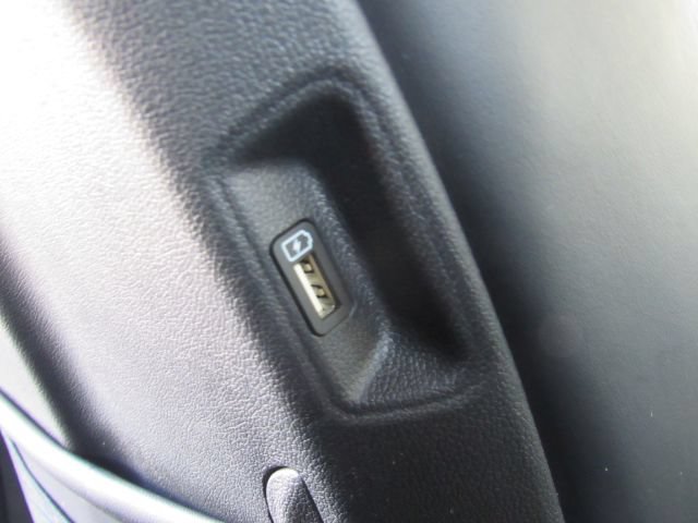 Used 2021 Kia Sorento S FWD image 35