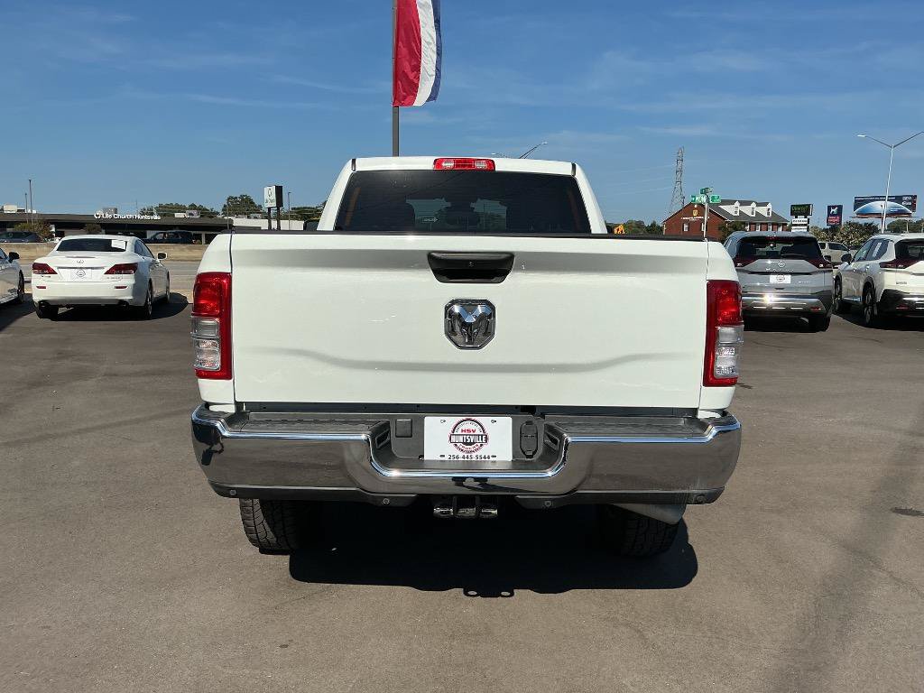 Used 2024 RAM 2500 Big Horn AWD/4WD image 6