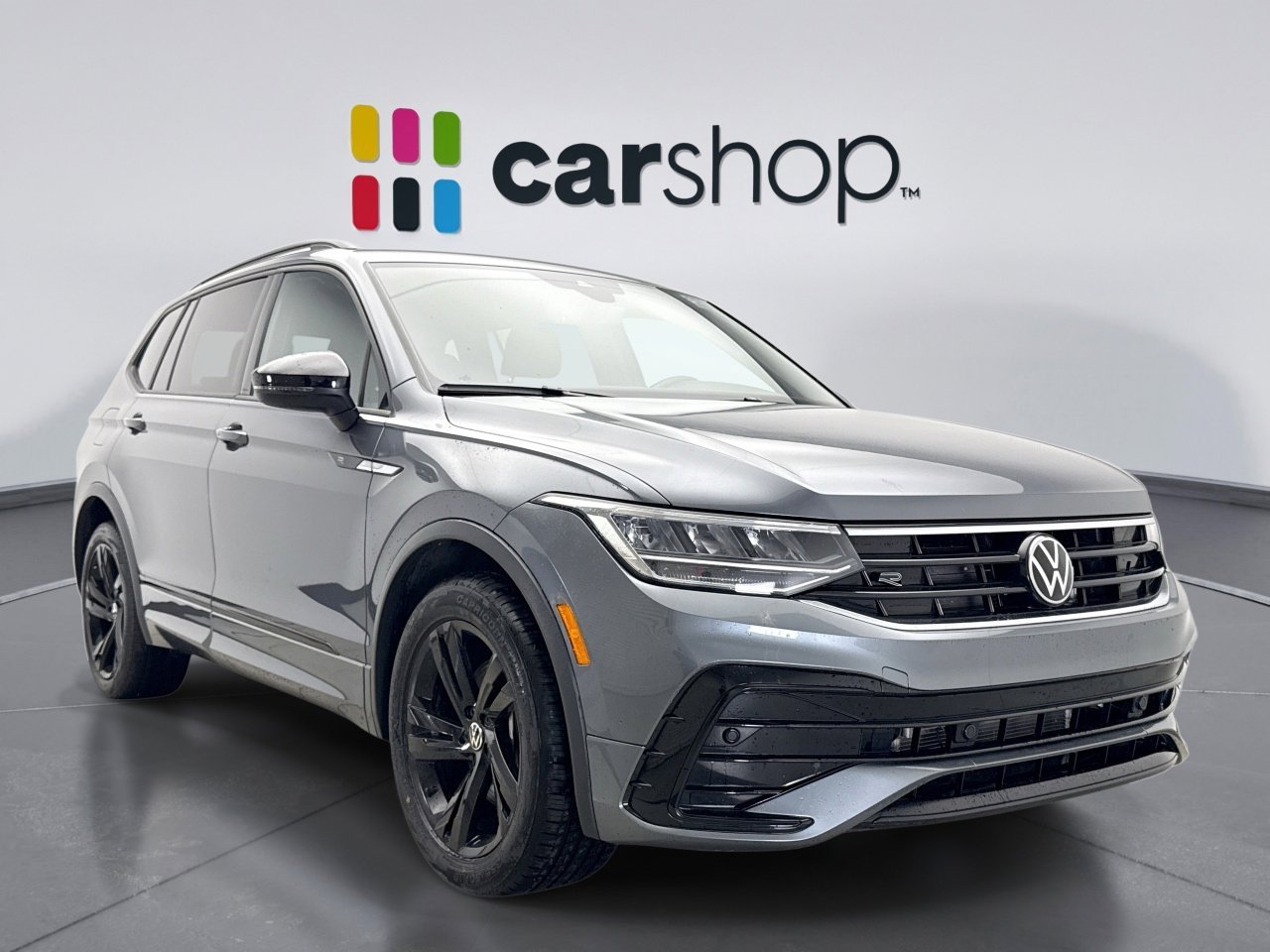 Used 2024 Volkswagen Tiguan SE R-Line FWD image 7