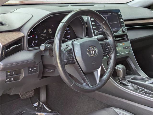 Used 2019 Toyota Avalon XLE FWD image 10