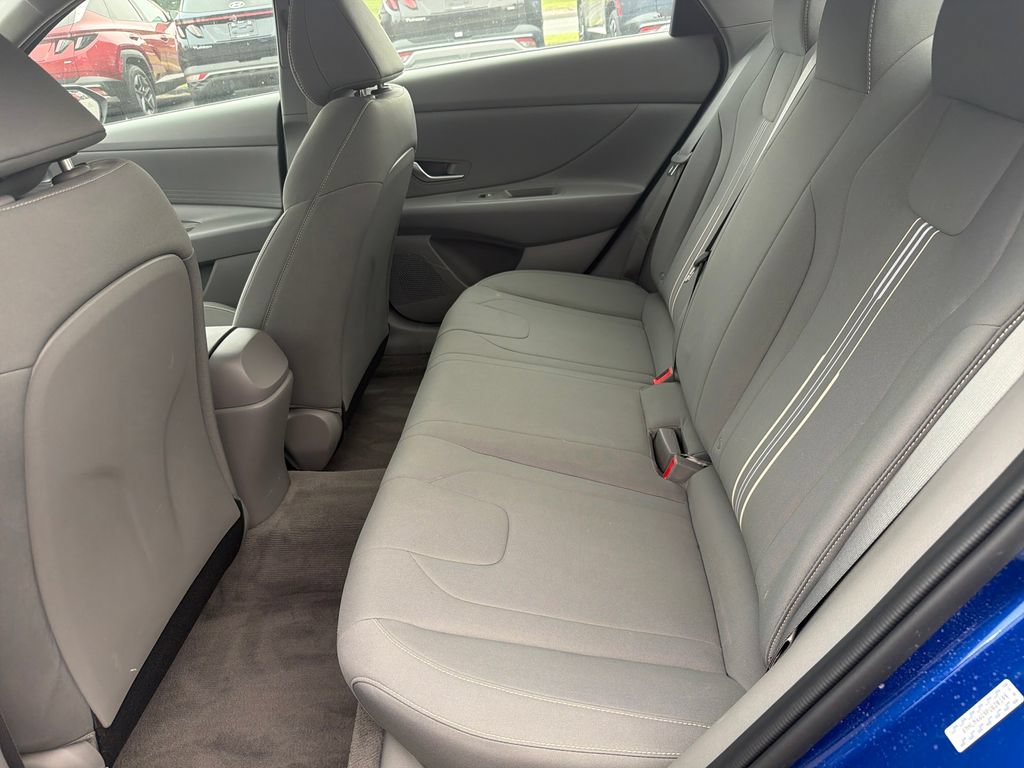 Certified 2023 Hyundai Elantra SEL FWD image 25