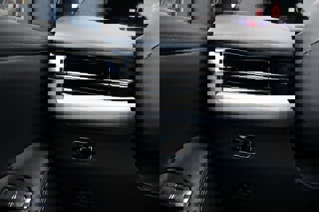 New 2026 Lincoln Navigator Reserve w/ Jet Appearance Package image 38