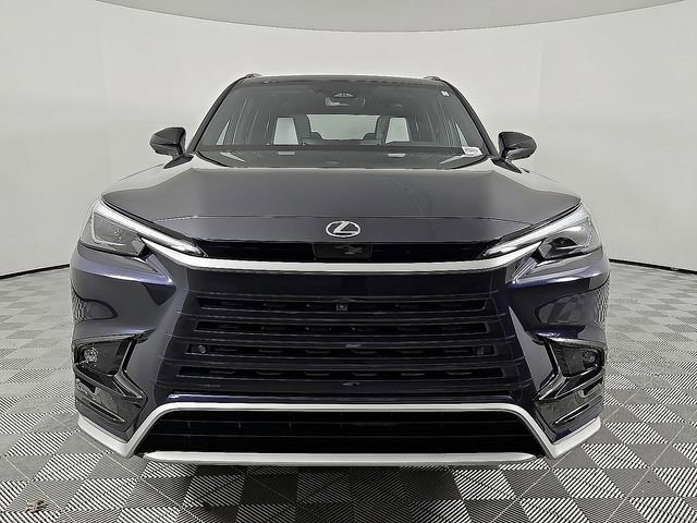 New 2026 Lexus TX 500h AWD image 2