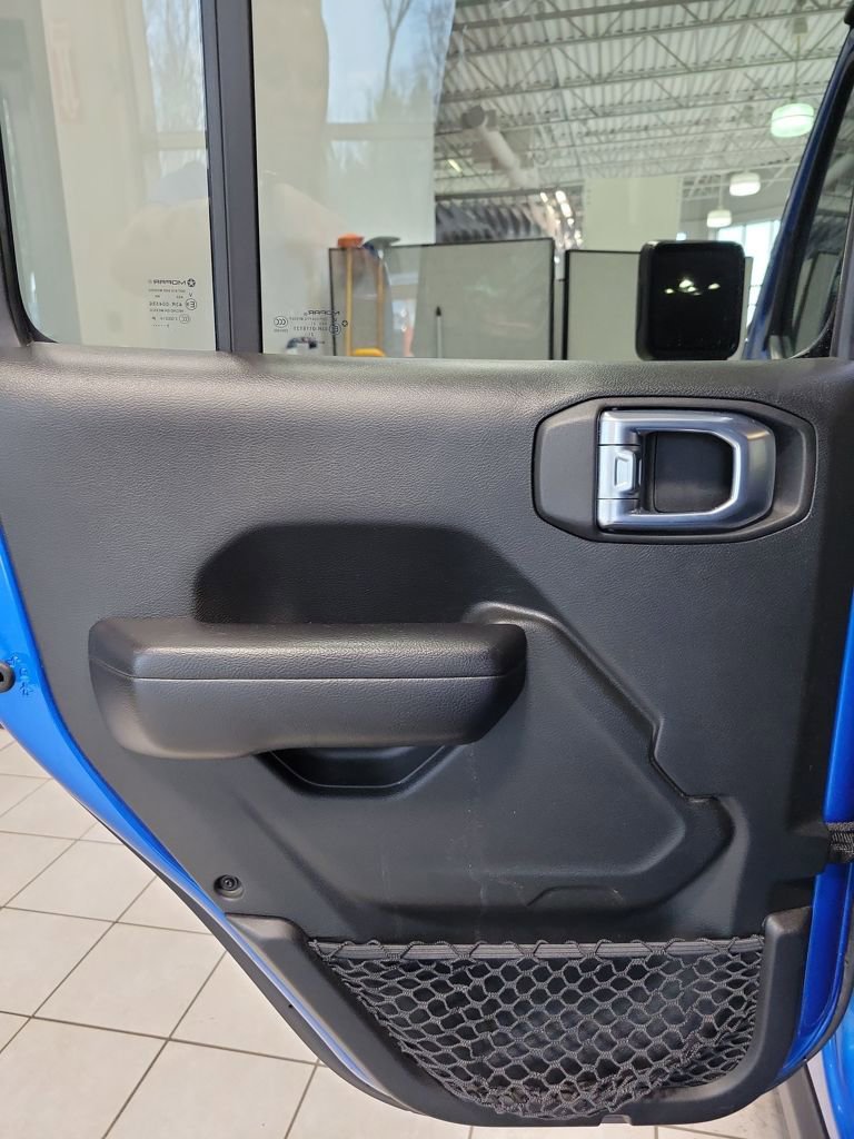 Used 2021 Jeep Wrangler Unlimited Sport image 29