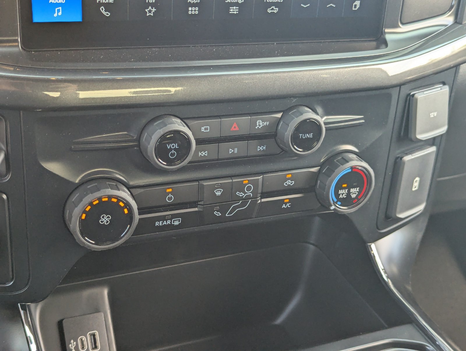 New 2026 Ford F150 STX w/ Equipment Group 200A RWD image 24